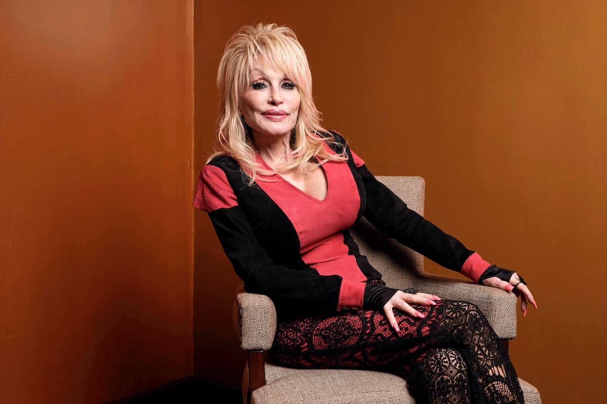 Fallece Dolly Parton, ícono de la música country, a los 80 años