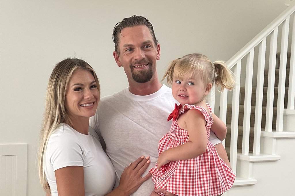 Canadian Man Returns Home After Nine Months in ICE Detention