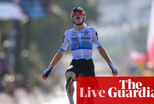 Vollering Claims Victory in Stage Eight of Tour de France Femmes 2026