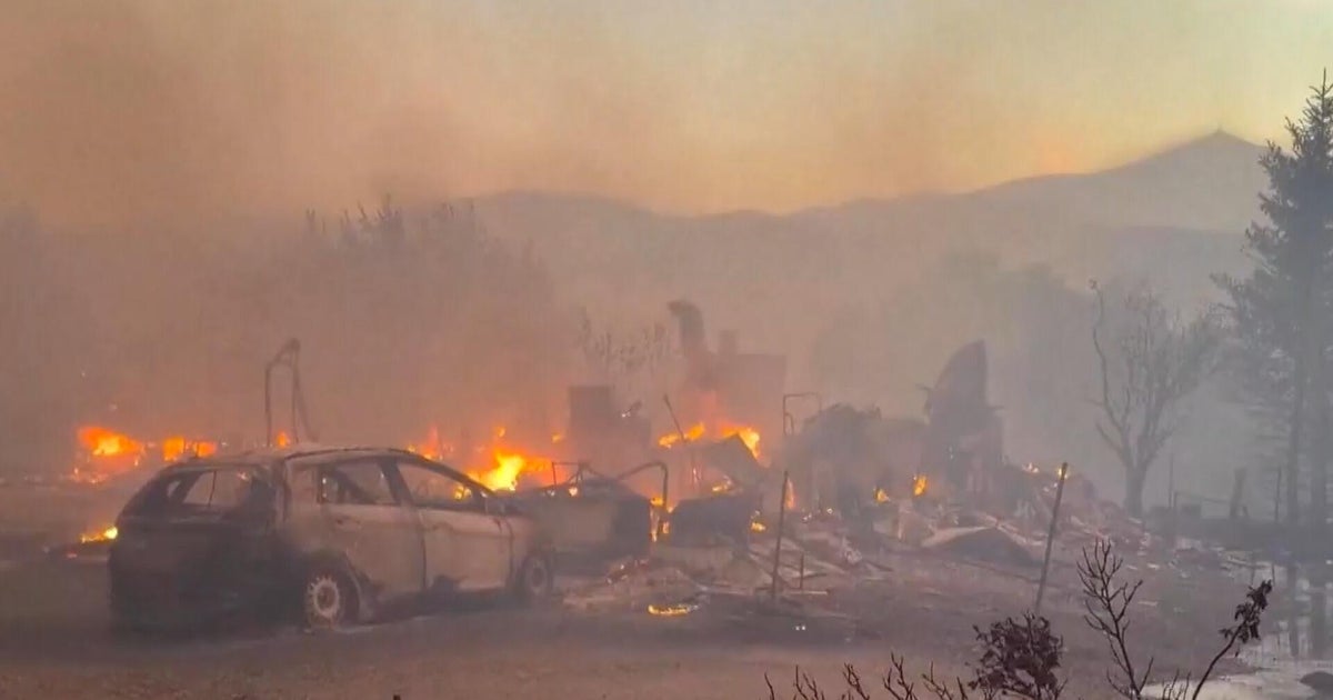 Firefighters Battle Hawk Fire Near Reno, Thousands Displaced