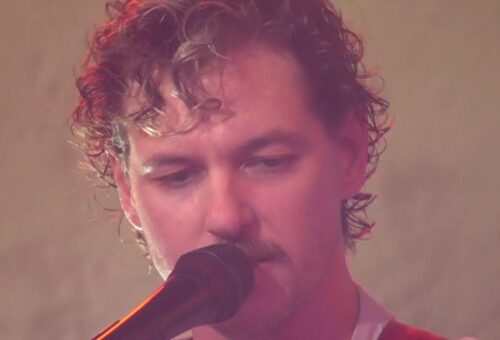 Houndmouth Delivers Captivating Performance of ‘Tiger Blood’ on Saturday Sessions